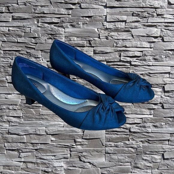 Abella EUC Black Fabric Peep Toe Dress Shoes Kitten Heel Size 8 - Picture 15 of 15